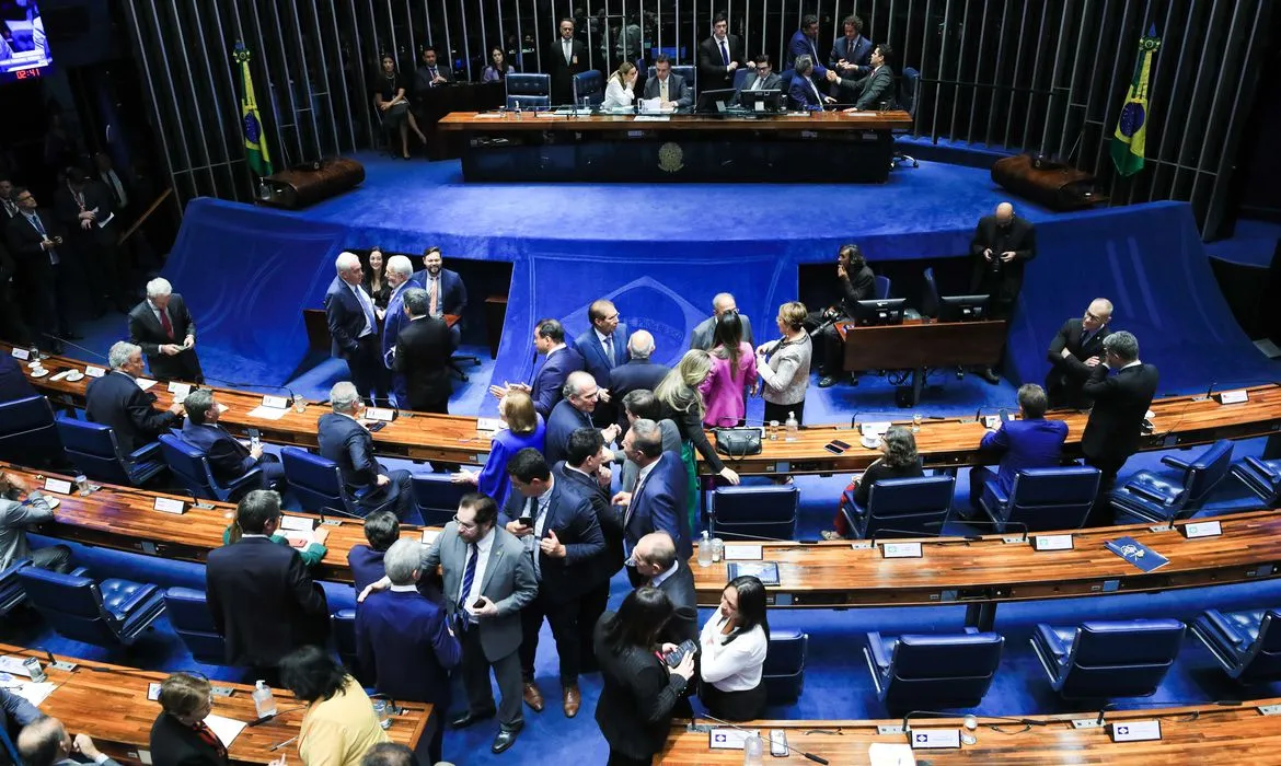 Texto deverá voltar para análise final na Câmara dos Deputados