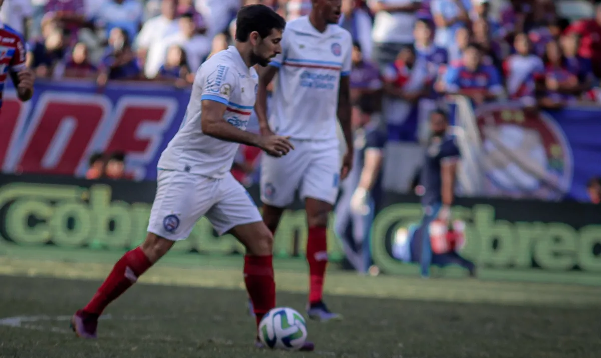 Acevedo em ação contra o Fortaleza, neste sábado, 4