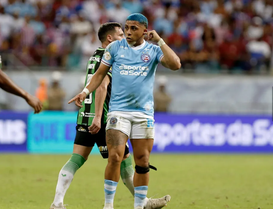 Jacaré recebeu terceiro cartão amarelo contra o América Mineiro