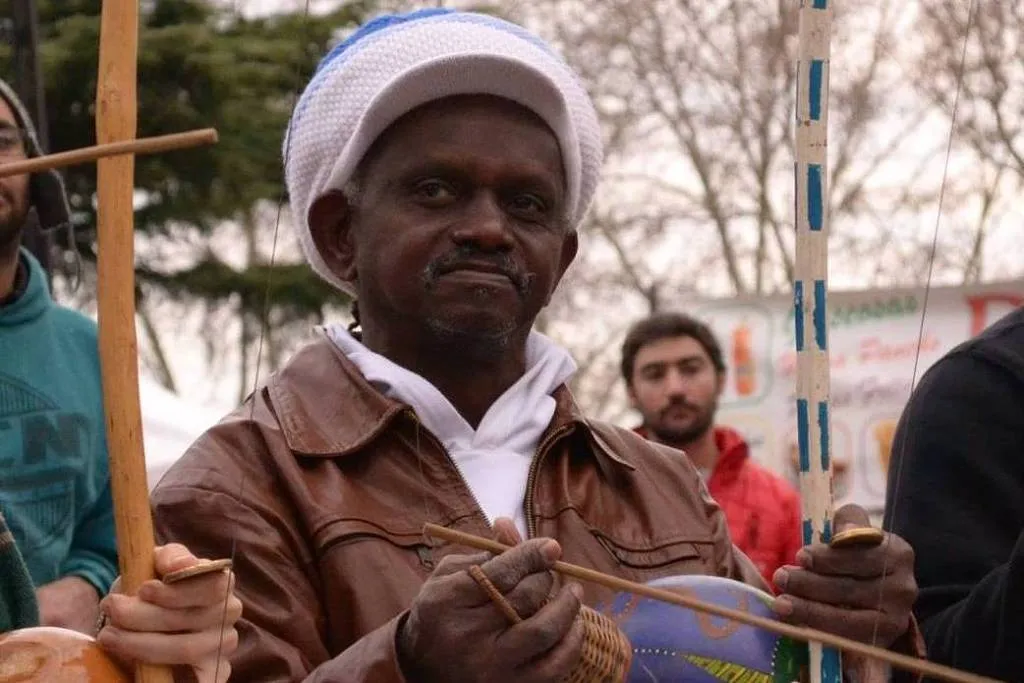 Imagem ilustrativa da imagem Trailer do documentário sobre Mestre Môa do Katendê é divulgado; veja