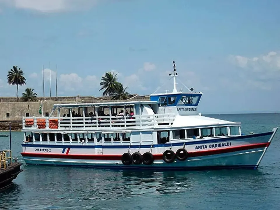 Movimento de embarque tranquilo  no Terminal Náutico da Bahia