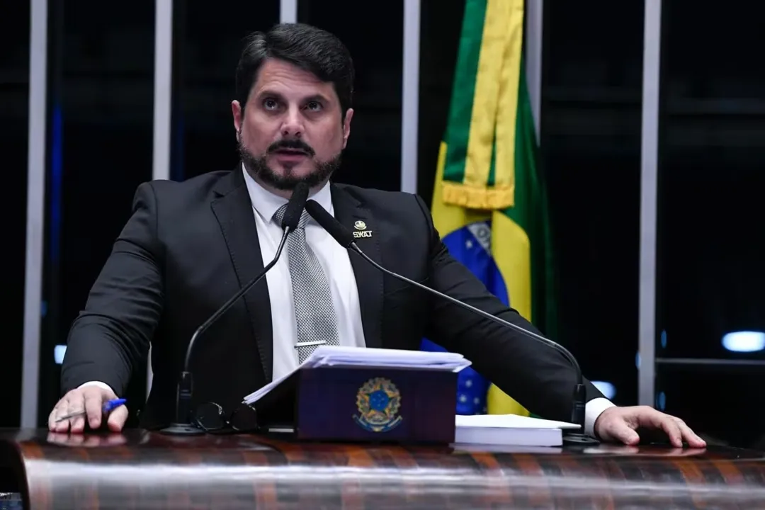 Senador Marcos Do Val discursou na tribuna do Senado nesta segunda-feira, 19