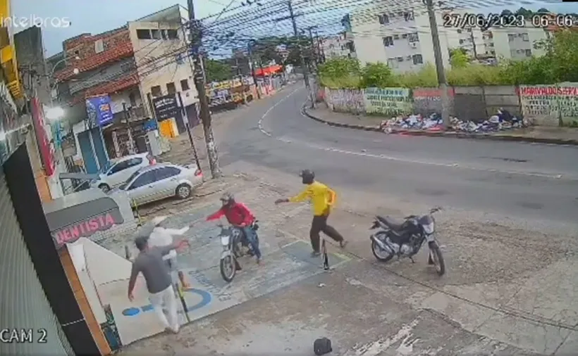 Câmeras flagraram ação de criminosas