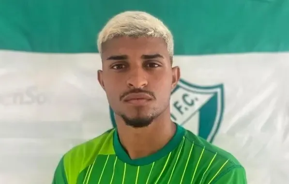 Edson Lucas chega para reforçar a lateral-esquerda do Vitória