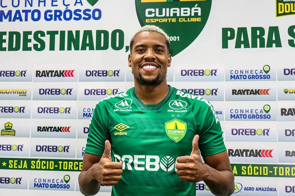 Iury Castilho é centroavante e estava no Cuiabá, que disputa a Série A do Brasileiro