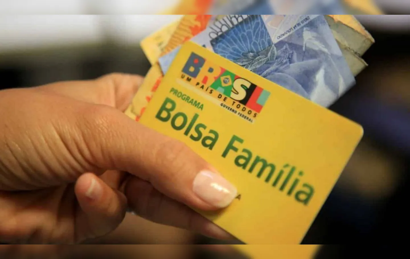Desde março, o Bolsa Família paga outro adicional, de R$ 150 a famílias com crianças de até 6 anos.