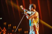 Imagem ilustrativa da imagem André Abreu resgata energia de Freddie Mercury em tributo ao Queen