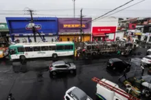 Imagem ilustrativa da imagem Após manhã violenta, ônibus voltam a circular em Sussuarana