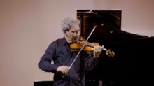 Imagem ilustrativa da imagem Violinista francês David Grimal faz dois concertos com a Neojiba