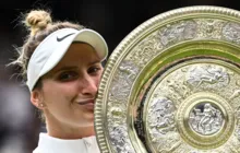 Imagem ilustrativa da imagem Campeã de Wimbledon, Vondrousova entra no Top 10 da WTA