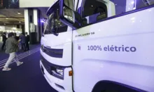 Imagem ilustrativa da imagem Carros elétricos são prioridade para transição energética