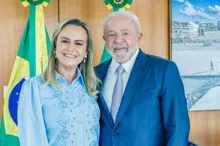 Imagem ilustrativa da imagem Depois de reunião com Lula, Daniela Carneiro segue no Turismo