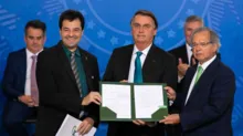Imagem ilustrativa da imagem Ex-ministro de Bolsonaro admite plano de privatizar a Petrobras