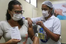 Imagem ilustrativa da imagem Já se vacinou? Confira os postos de vacinação disponíveis em Salvador