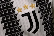 Imagem ilustrativa da imagem Juventus multada em 718 mil euros por irregularidade salarial