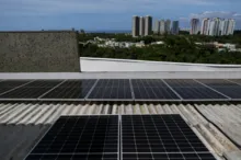 Imagem ilustrativa da imagem Potência de energia solar na Bahia chega a 1 gigawatt em agosto