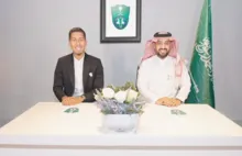 Imagem ilustrativa da imagem Roberto Firmino assina com clube saudita Al Ahli