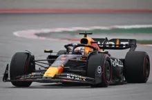Imagem ilustrativa da imagem Verstappen faz a 'pole position' do GP da Espanha de F1