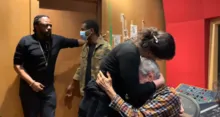Imagem ilustrativa da imagem Vídeo: Caetano chora ao ouvir versão de Xande de Pilares para 'Gente'