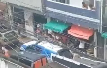 Imagem ilustrativa da imagem Vídeo: Moradores tentam se proteger de tiroteio no Calabar
