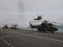 Imagem ilustrativa da imagem Vídeo: helicóptero da Marinha cai durante exercício militar em Formosa