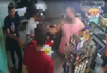 Imagem ilustrativa da imagem Vídeo: homens armados assaltam mercadinho em Salvador