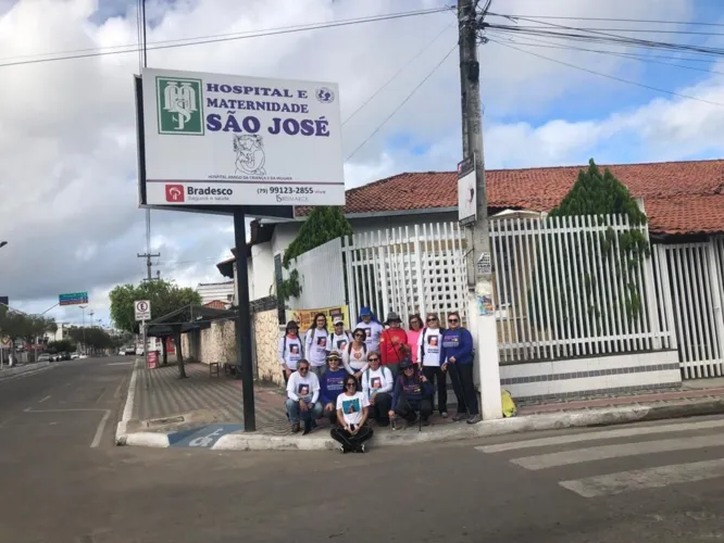 Os peregrinos partem da Maternidade São José, onde aconteceu o primeiro milagre