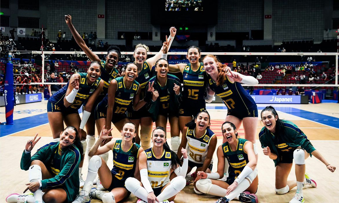 Seleção brasileira de vôlei feminino fez 3 a 0