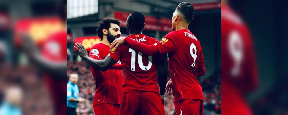 Porque Salah e Mané brigaram? Firmino conta tudo em livro