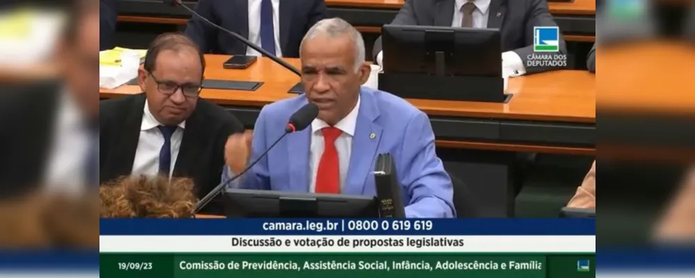 Durante votação de projeto, deputado diz que “homem tem binga e