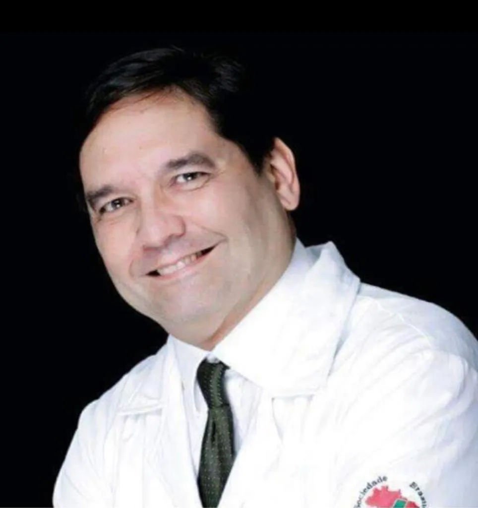 Raymundo Paraná, professor Titular de Gastro-Hepatologia da UFBA e médico hepatologista