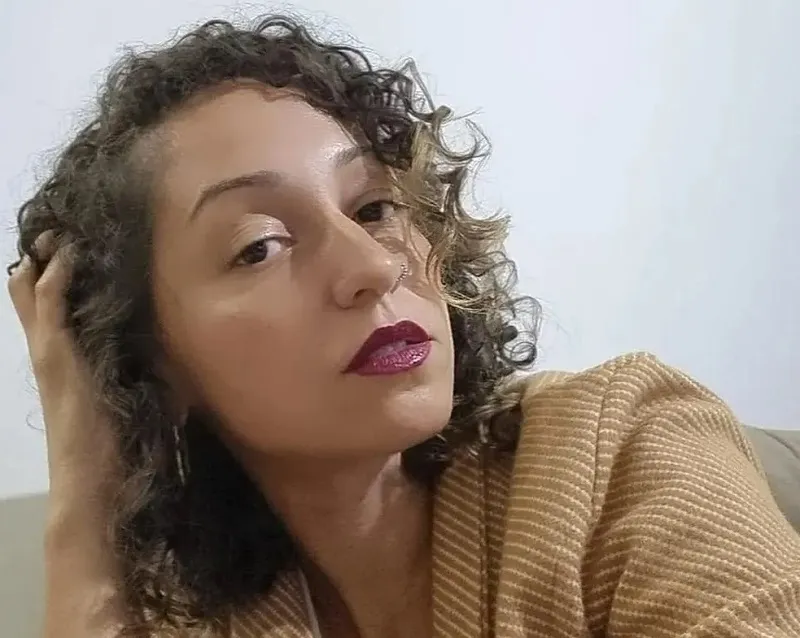 Mulher foi identificada como Miquele Silva Versiani Moraes, de 37 anos