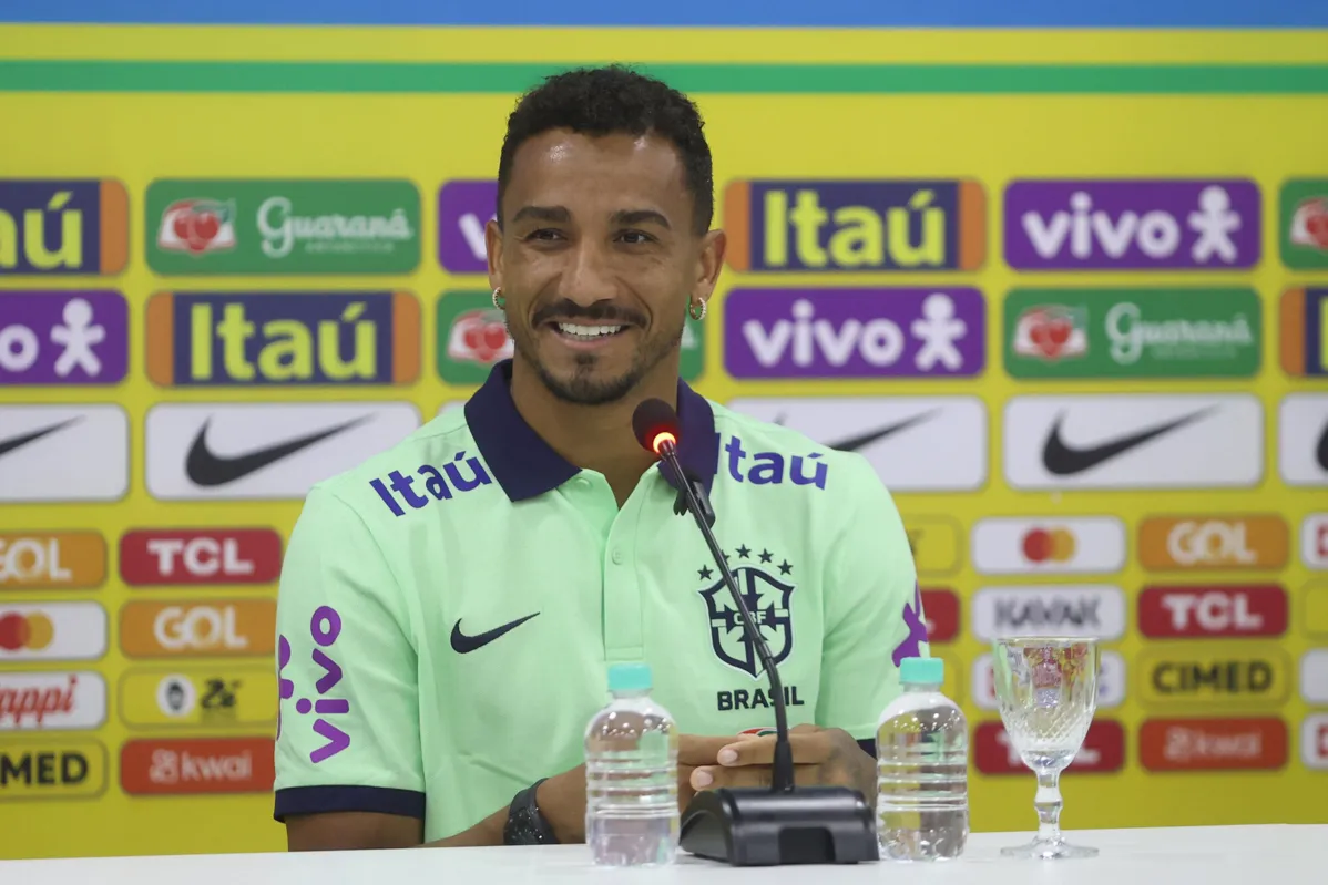 Lateral-direito Danilo é um dos mais experientes entre os convocados da Seleção Brasileira