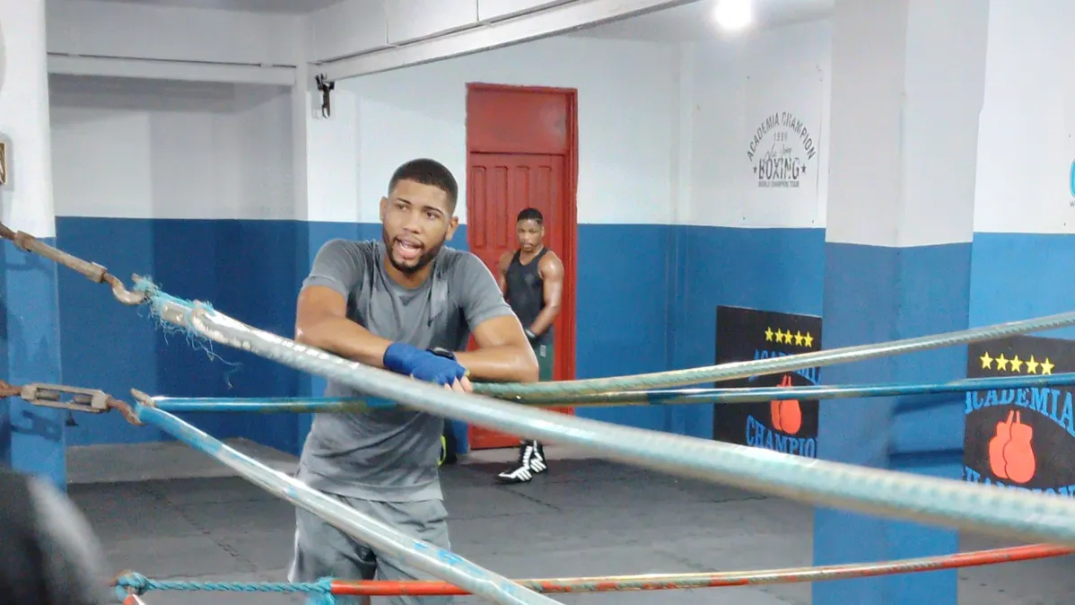 Hebert Conceição durante treino na academia Champion, em Salvador
