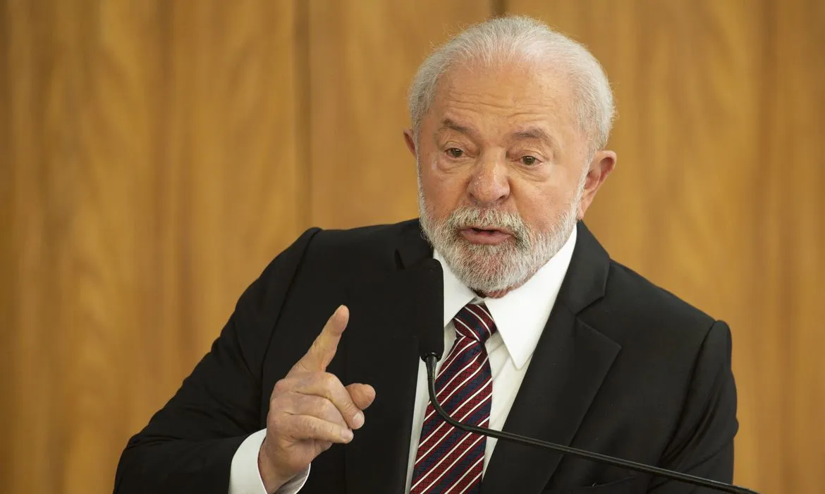 Lula pediu a auxiliares novas indicações para a vaga por não ter saído satisfeito das conversas iniciais