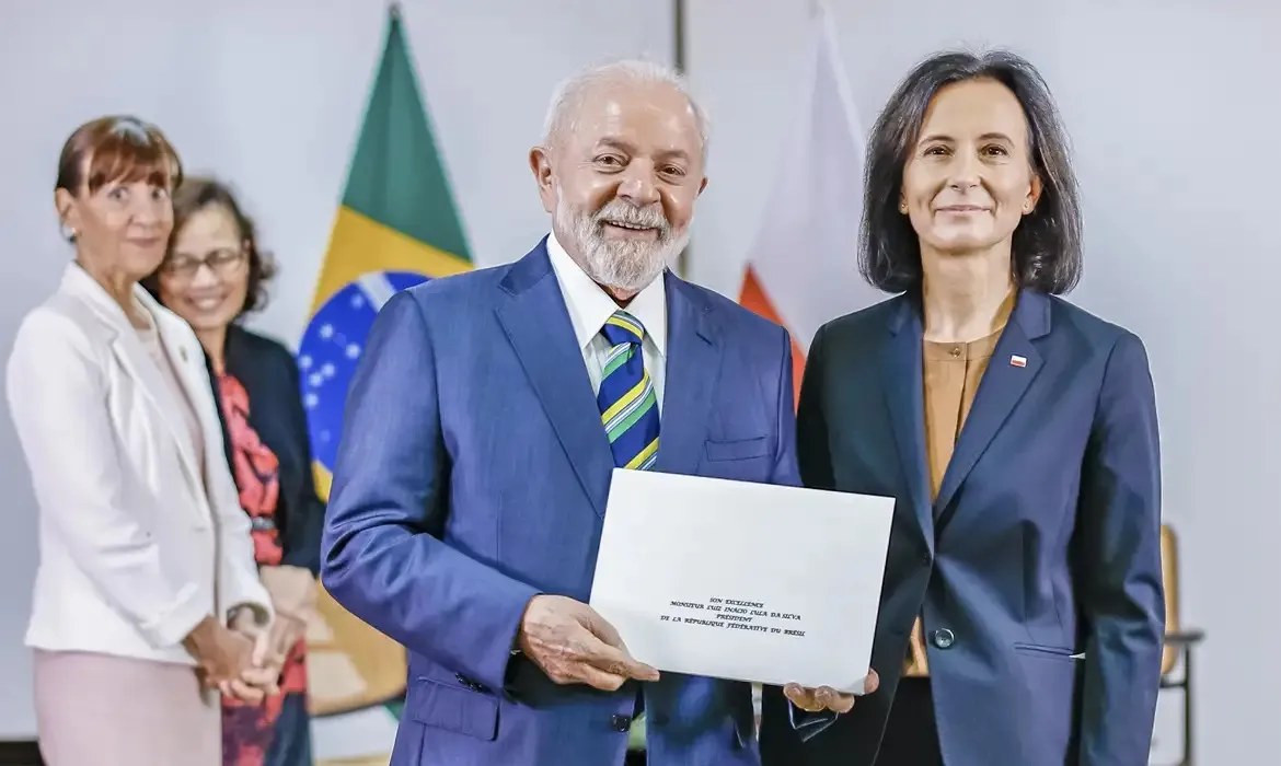 Credencial é uma formalidade que oficializa a atuação do diplomata no Brasil