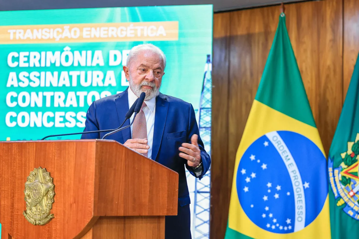 Lula falou sobre execução de médicos no Rio de Janeiro através das redes sociais