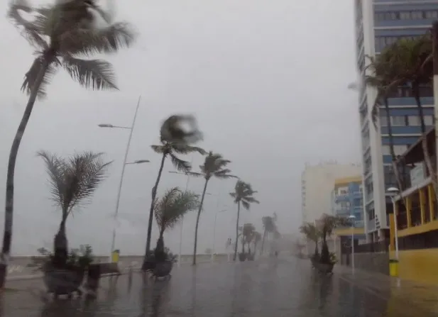 Segundo a Marinha, a intensificação dos ventos deve atingir da cidade de Caravelas, no extremo sul do estado