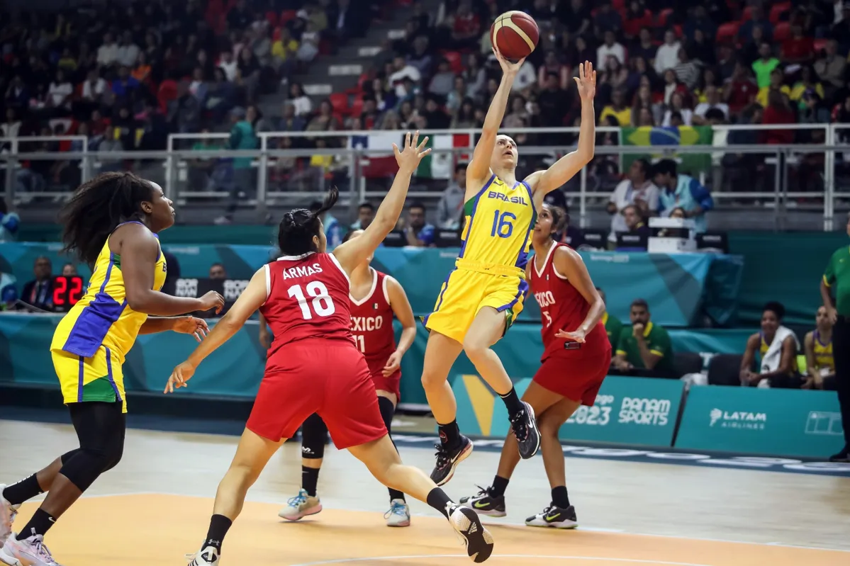Brasil vence na estreia do basquete Feminino no Pan