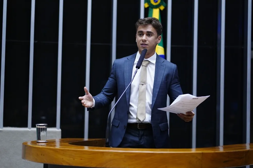 O parlamentar ainda apontou os ministros como gananciosos e defendeu o presidente do Senado Rodrigo Pacheco