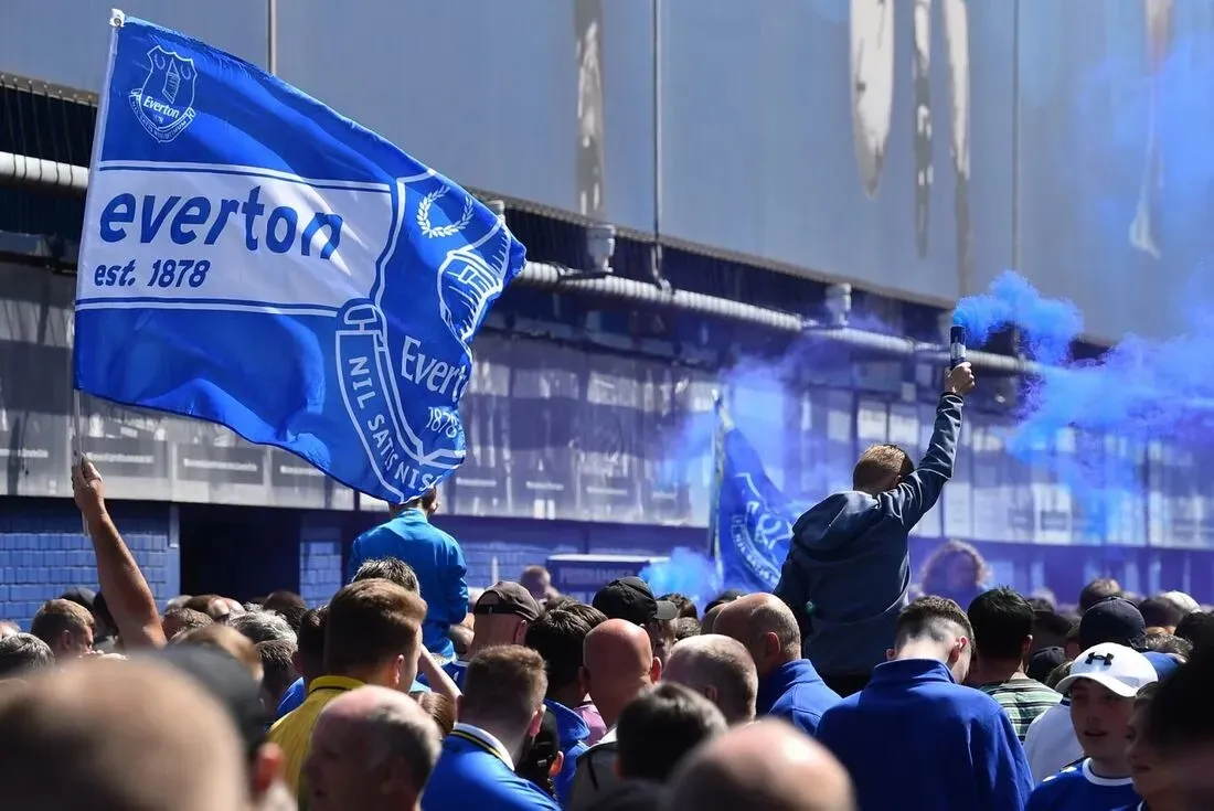 Por quebrar regras de ordem financeira, Everton pode ser severamente punido pela Premier League