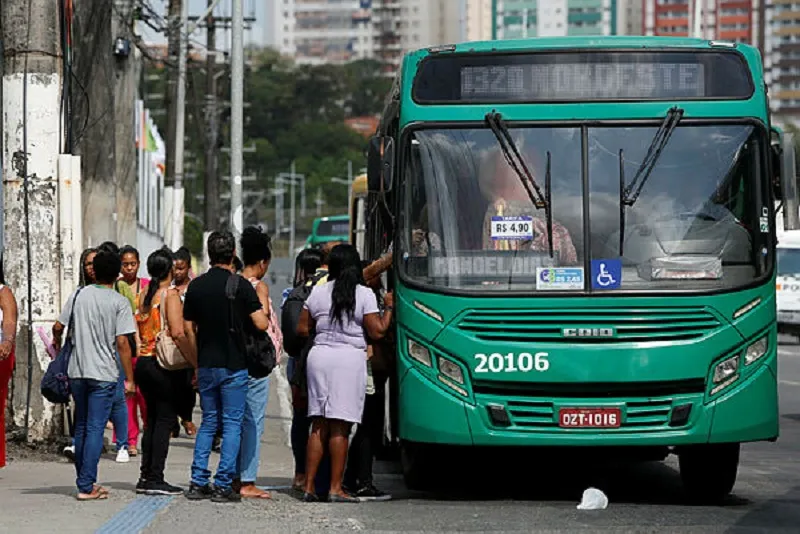 Sindicato dos Rodoviários decreta greve de ônibus para próxima terça