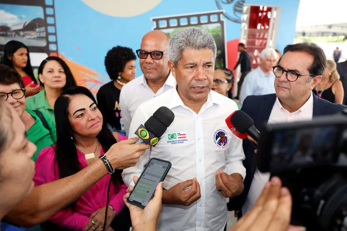 Governador comentou sobre segurança pública durante evento de entrega de colégio de ensino em tempo integral