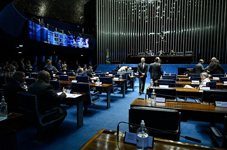 PL 2384/2023 restabelece o voto de desempate a favor do governo no Carf