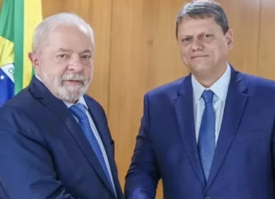 Presidente Lula (PT) e governador de São Paulo, Tarcísio de Freitas