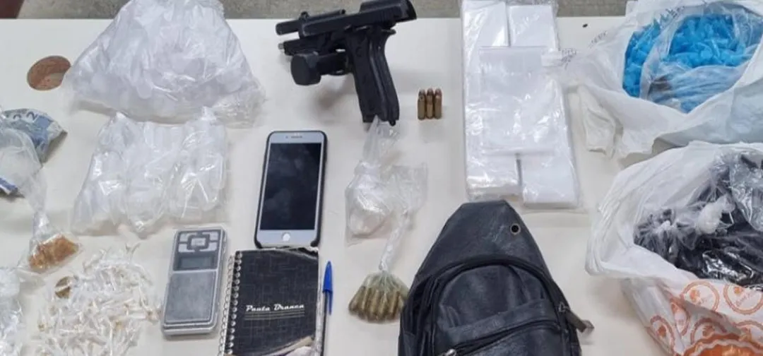 O homem era conhecido por ostentar armas em suas redes sociais