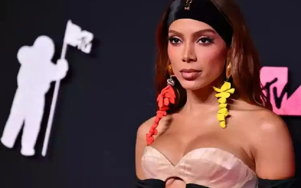 Anitta ganhou o prêmio de Melhor Clipe Latino com a música “Funk Rave”