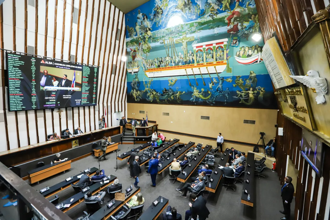 Sessão do plenário desta terça-feira, 24, aprovou regime de emergência para a regulamentação do Bahia Sem Fome