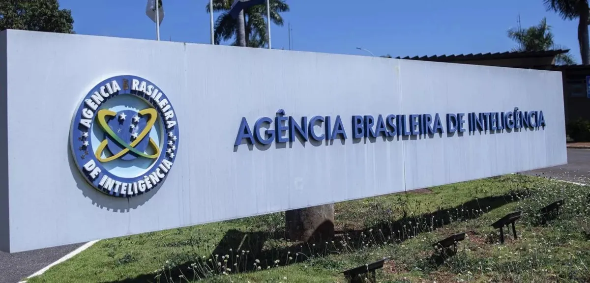 Abin enviou em 11 de abril ao STF e à PF uma planilha contendo a lista de telefones monitorados