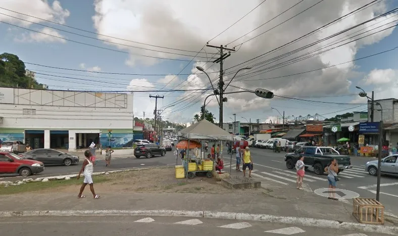 Roubos eram realizados na Avenida Jequitaia